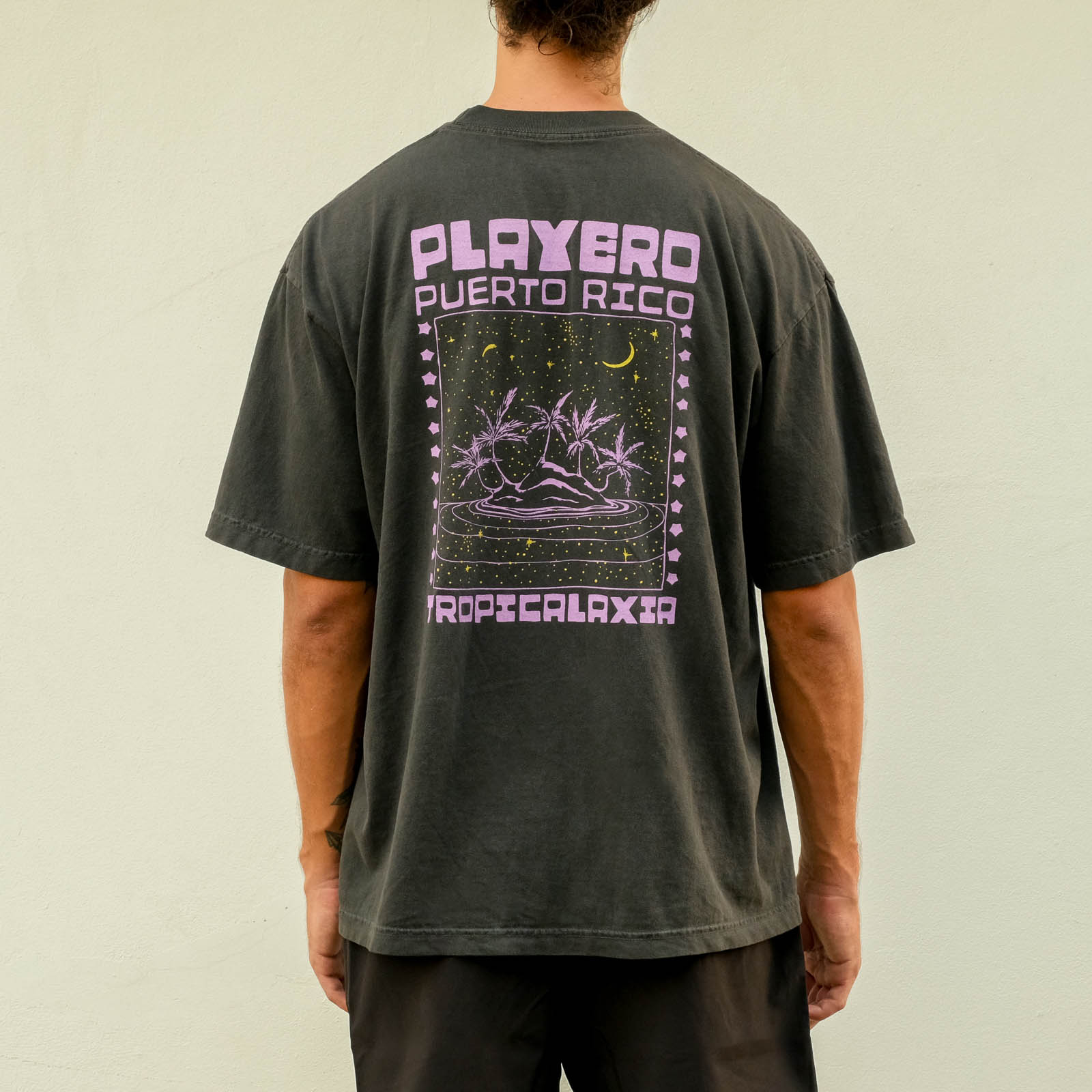  Tropicalaxia Tee Off-Black